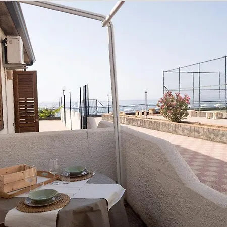 Semesterbostad Tempu Di Mari Giardini Naxos